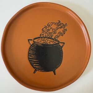 NWT 6in Halloween Stoneware Cauldron Appetizer Plate